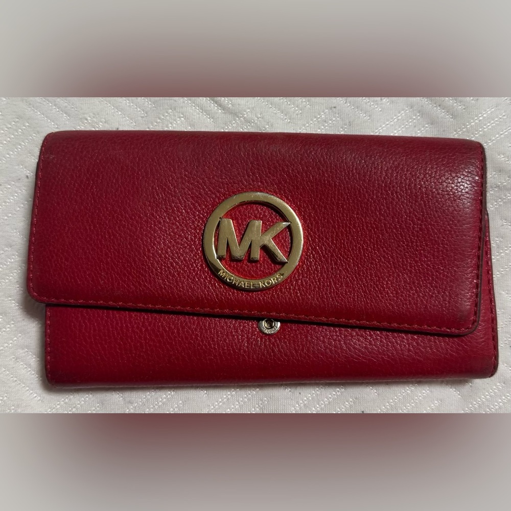 Michael Kors Fulton Flap Continental Wallet